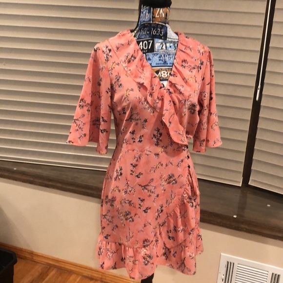 Dress - Picture 2 of 5